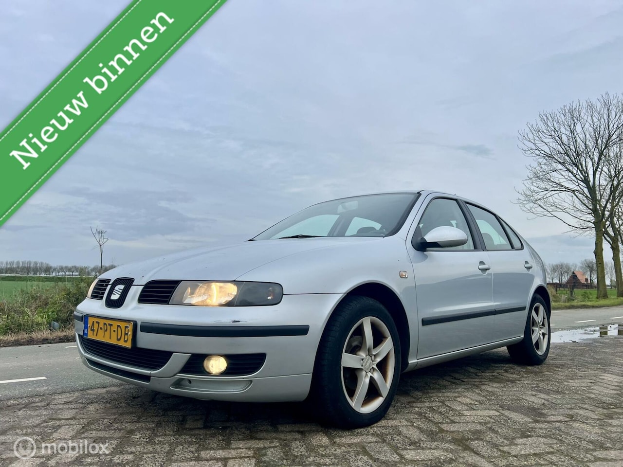 Seat Leon - 1.6-16V Sport 1.6-16V Sport, BJ 2004, Airco, APK Dec 2025 - AutoWereld.nl