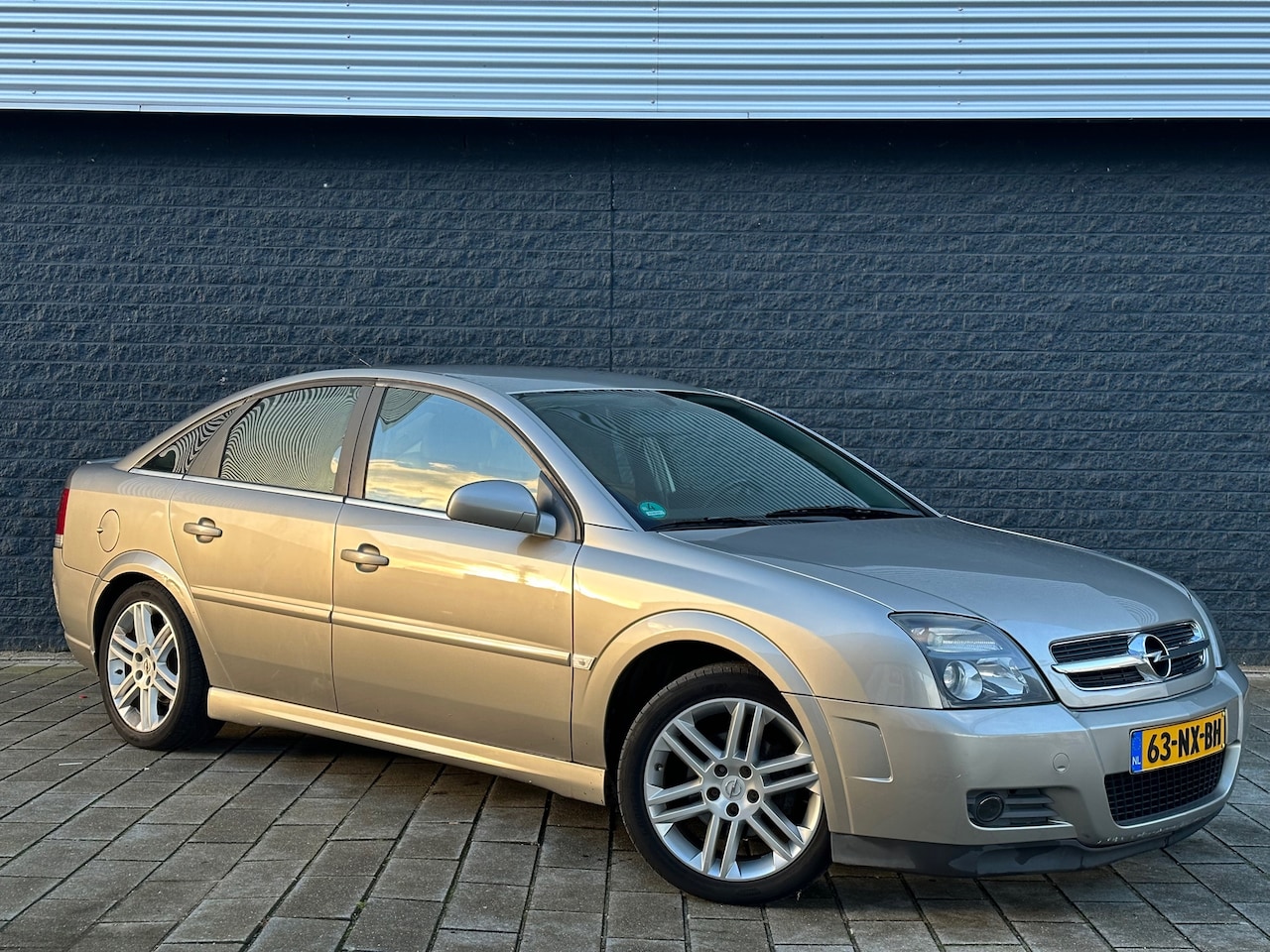 Opel Vectra GTS - 1.8-16V Elegance 1.8-16V Elegance - AutoWereld.nl