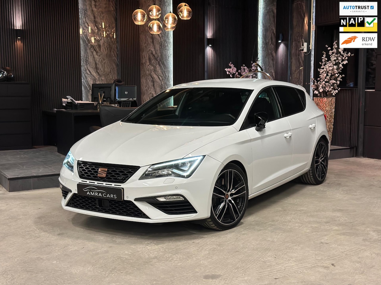 Seat Leon - 2.0 TSI CUPRA Ultimate Edition 2.0 TSI CUPRA Ultimate Edition - AutoWereld.nl