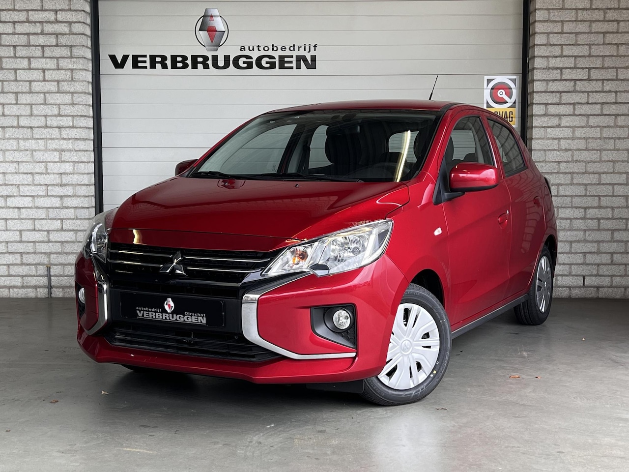 Mitsubishi Space Star - 1.2 Active Nieuw uit voorraad leverbaar met 8 jaar garantie! - AutoWereld.nl