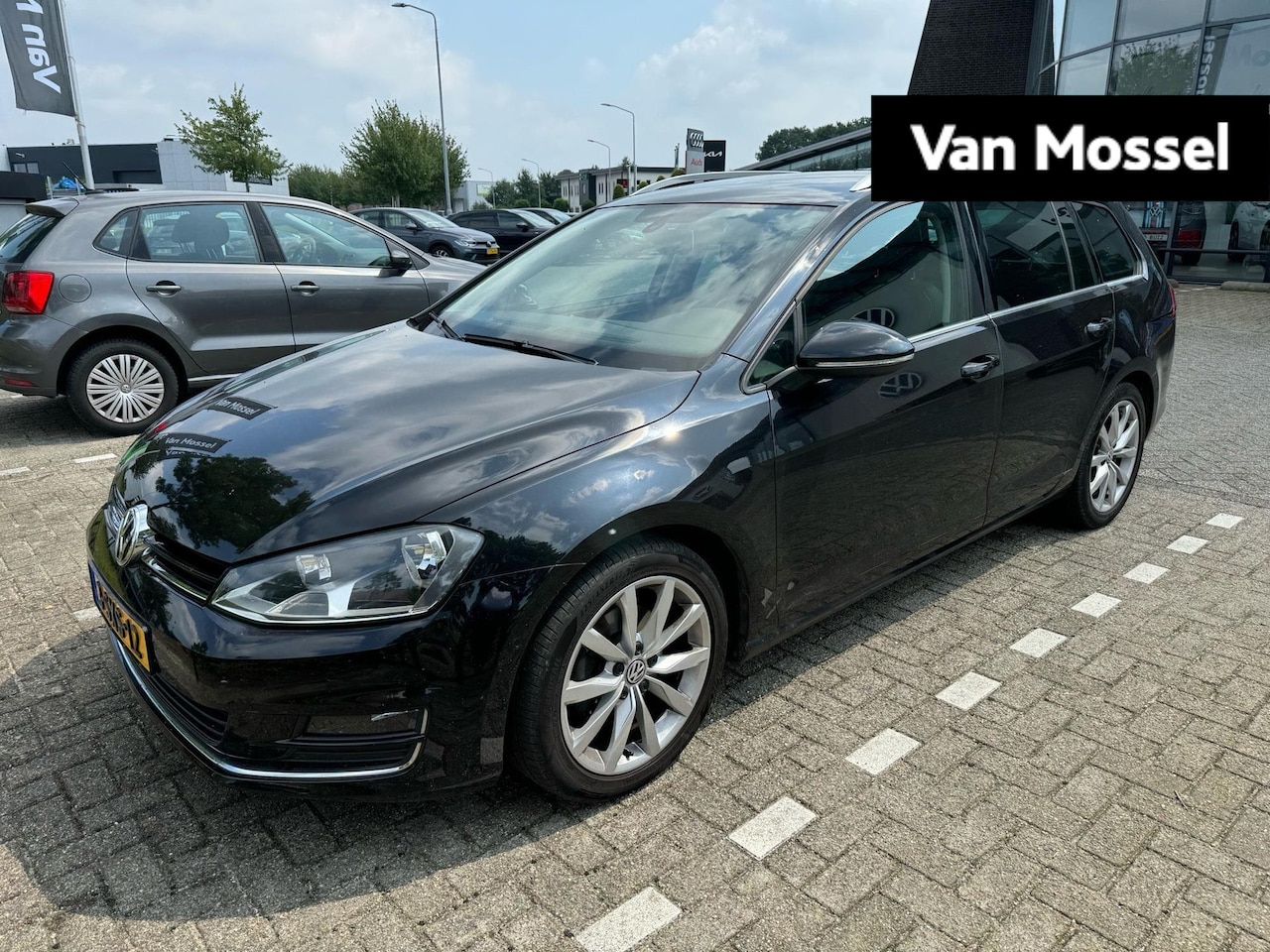 Volkswagen Golf Variant - 1.2 TSI Highline | WORDT VERWACHT | - AutoWereld.nl