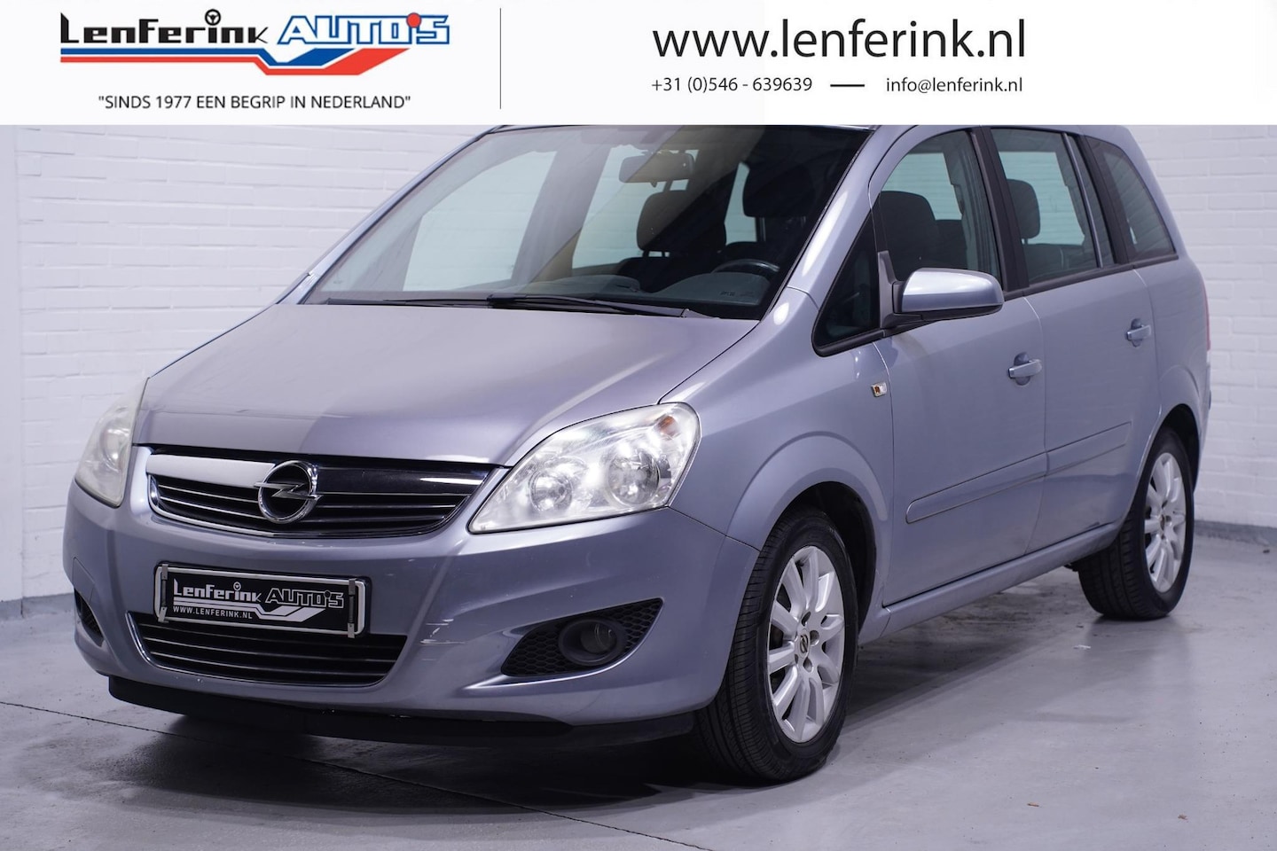 Opel Zafira - 1.8 Temptation 7-Zits Camera Apple Carplay Cruise Trekhaak Navi - AutoWereld.nl