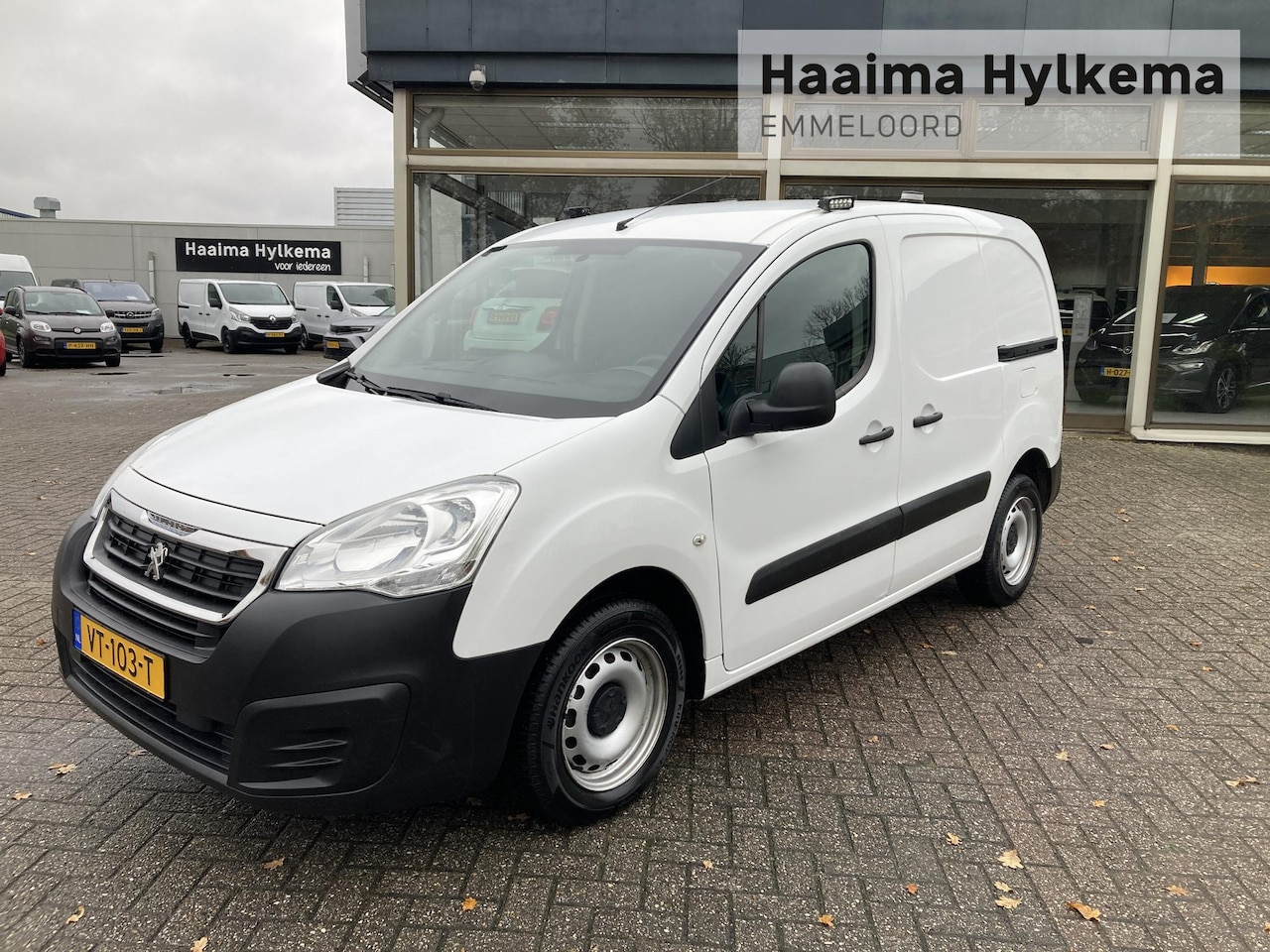 Peugeot Partner - 122 1.6 BlueHDi 75 L1 XR | Elektrisch Pakket | Bluetooth telefoonvoorbereiding | Cruise co - AutoWereld.nl