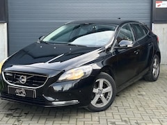 Volvo V40 - 1.6 D2