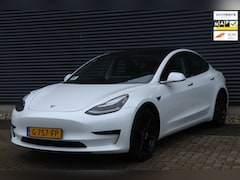 Tesla Model 3 - Standard RWD Plus 60 kWh | Autopilot | INC.BTW | PANO