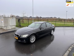 BMW 3-serie - 320i High Executive Automaat.Navi.Clima