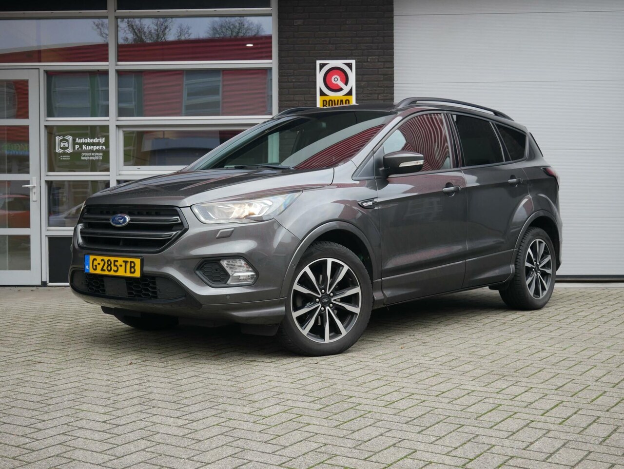 Ford Kuga - 1.5 EcoBoost ST Line Trekhaak| Camera| Navi+BT - AutoWereld.nl