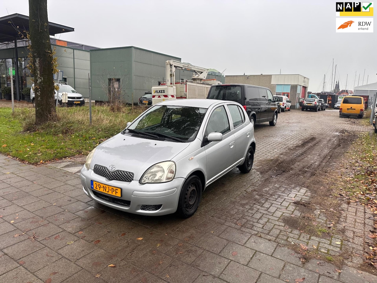 Toyota Yaris - 1.3 VVT-i Sol Airco.Automaat.5Deurs - AutoWereld.nl