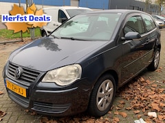 Volkswagen Polo - 1.4 TDI Optive|Airco|