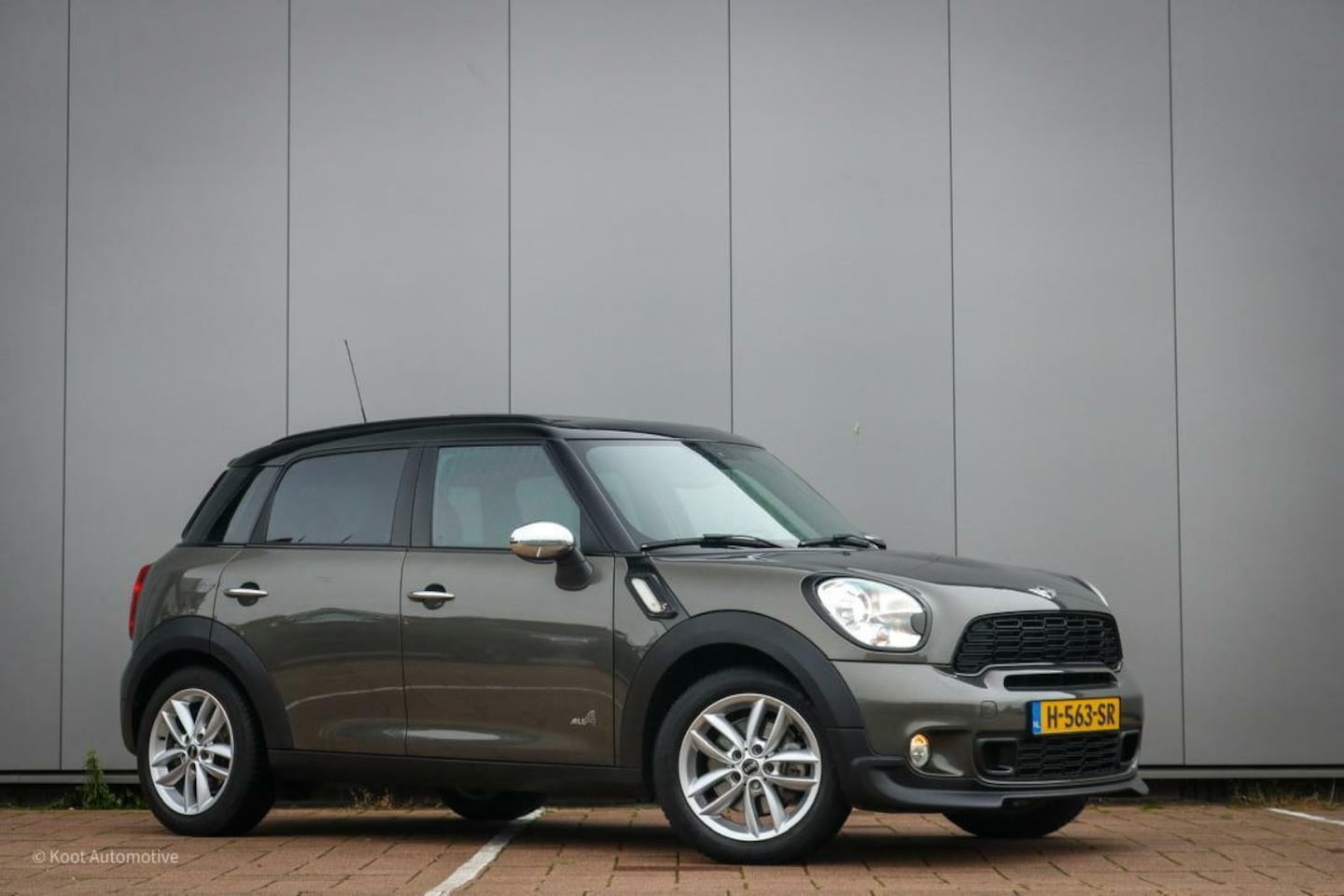 MINI Countryman - 1.6 Cooper S ALL4 Chili | Ketting vervangen | Xenon | Pano | Leder | Rijklaar. - AutoWereld.nl