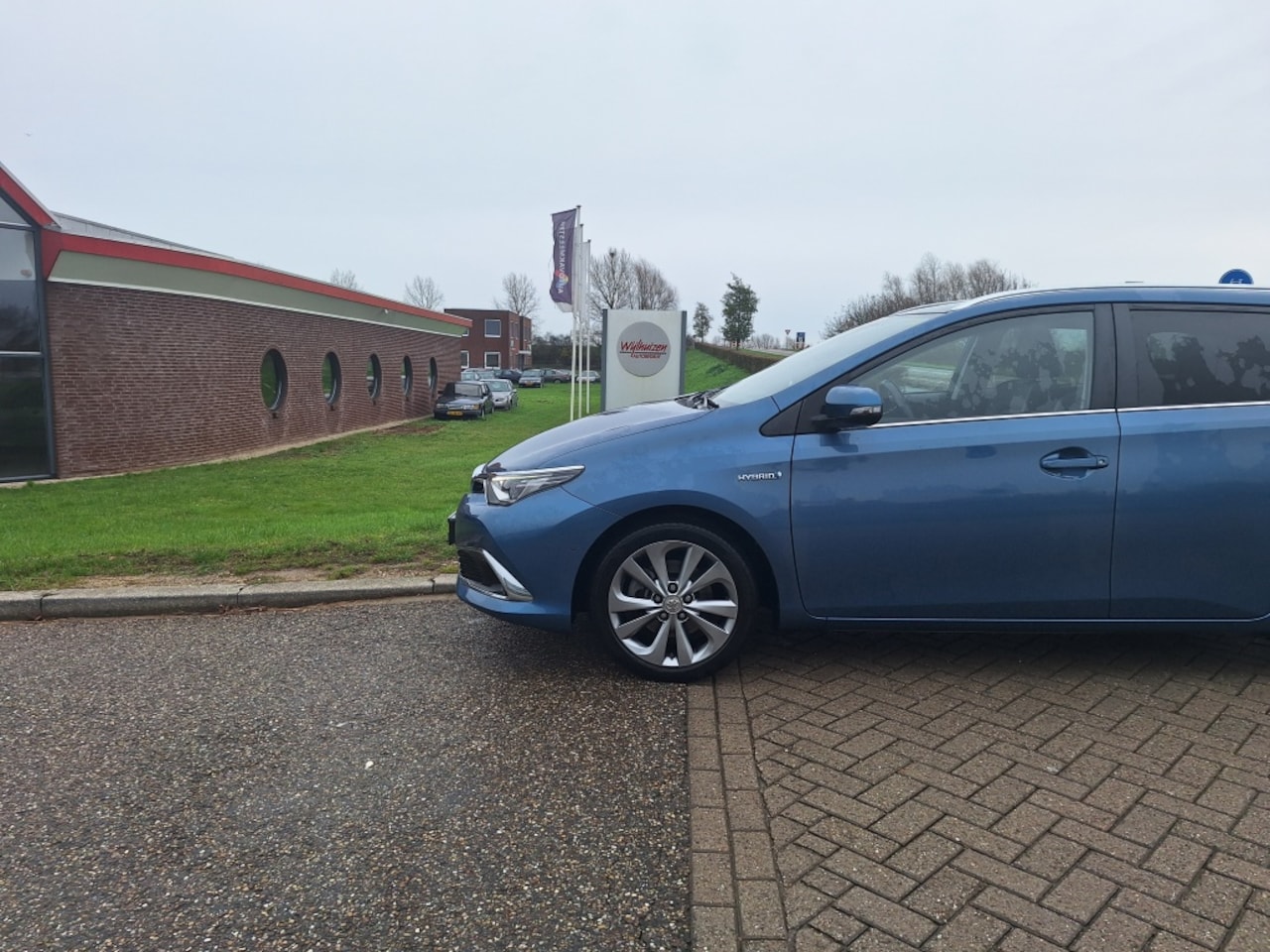 Toyota Auris Touring Sports - 1.8 Hybrid Lease Pro 1.8 Hybrid Lease Pro - AutoWereld.nl