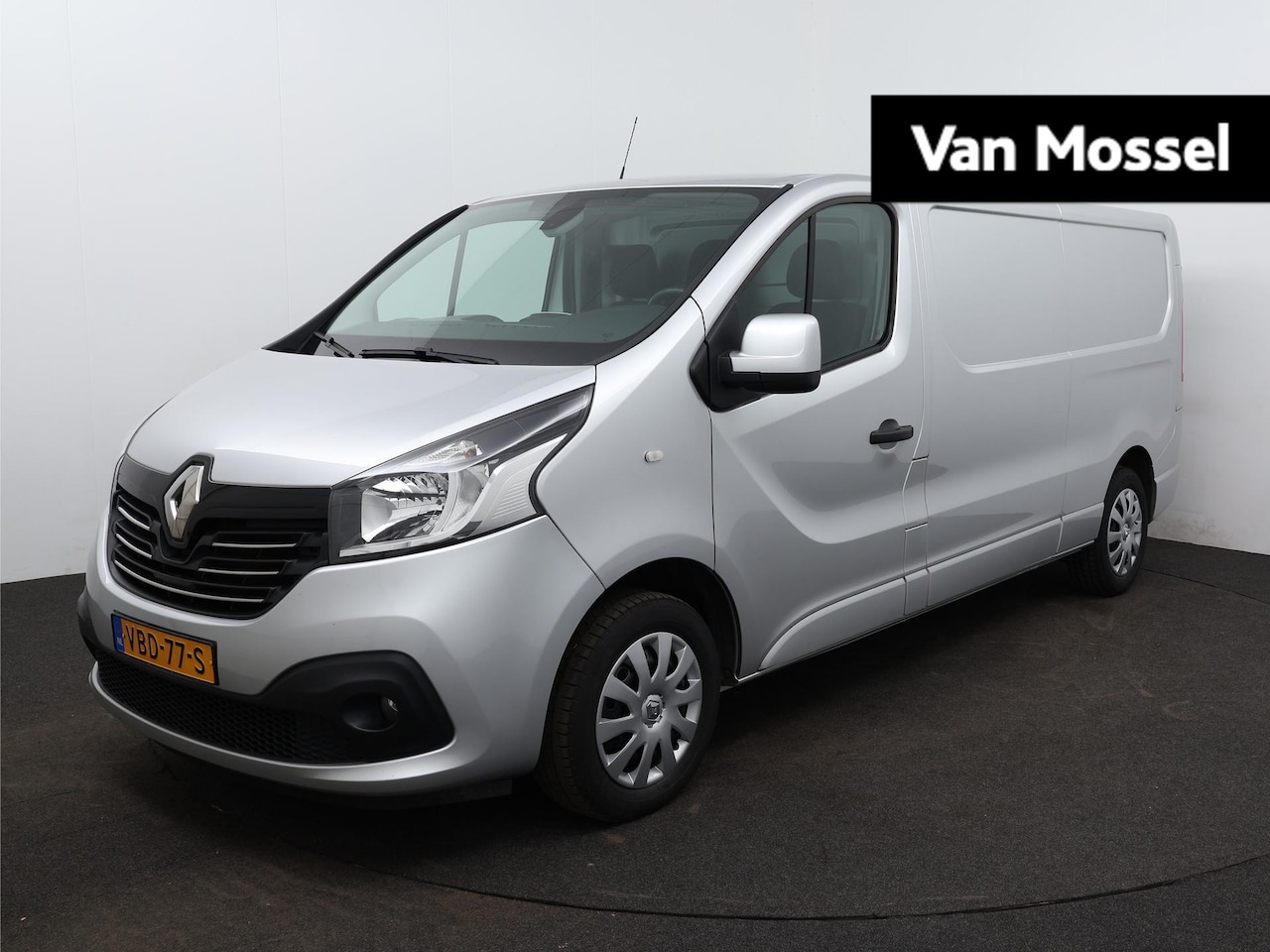 Renault Trafic - 1.6 dCi T29 L2H1 Luxe Energy | Navigatie | Achteruitrijcamera | Airco - AutoWereld.nl