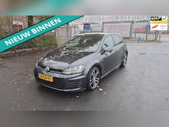 Volkswagen Golf - 2.0 TDI GTD