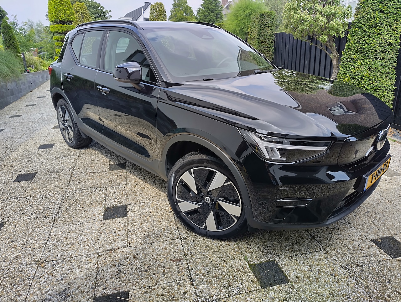 Volvo XC40 - Single Motor Extended Range Core 185kW Extended Range - AutoWereld.nl