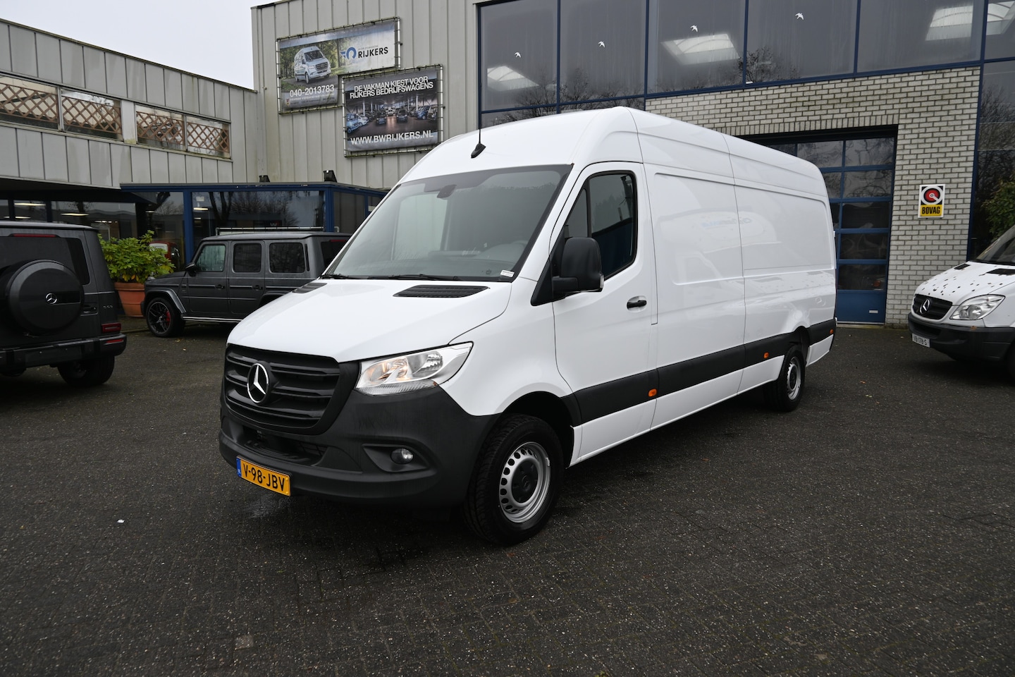 Mercedes-Benz Sprinter - 317 CDI L3H2 RWD MBUX met camera, Brake assist, Geveerde stoel - AutoWereld.nl