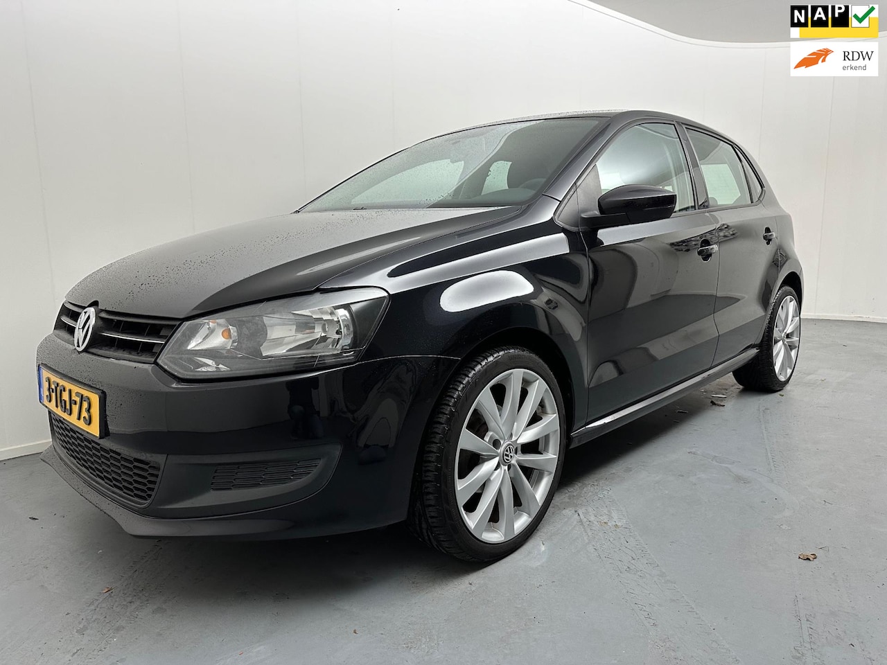 Volkswagen Polo - 1.2-12V Comfortline # Airco # 17” Lmv# 119 dkm - AutoWereld.nl