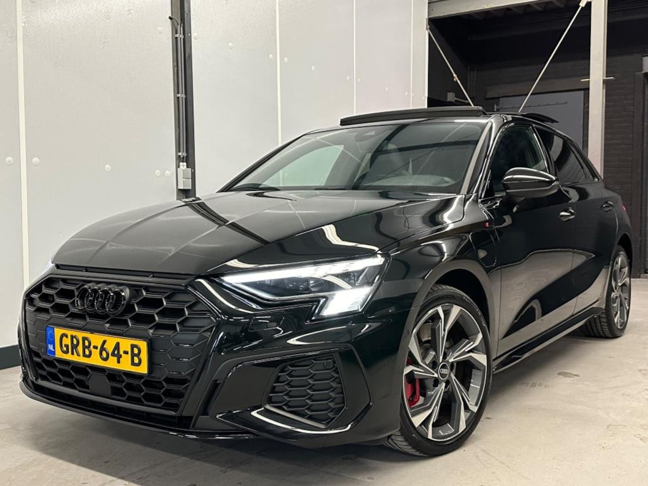 Audi A3 Sportback - 45 TFSI e 3x S-Line / Pano / B&O / ACC - AutoWereld.nl