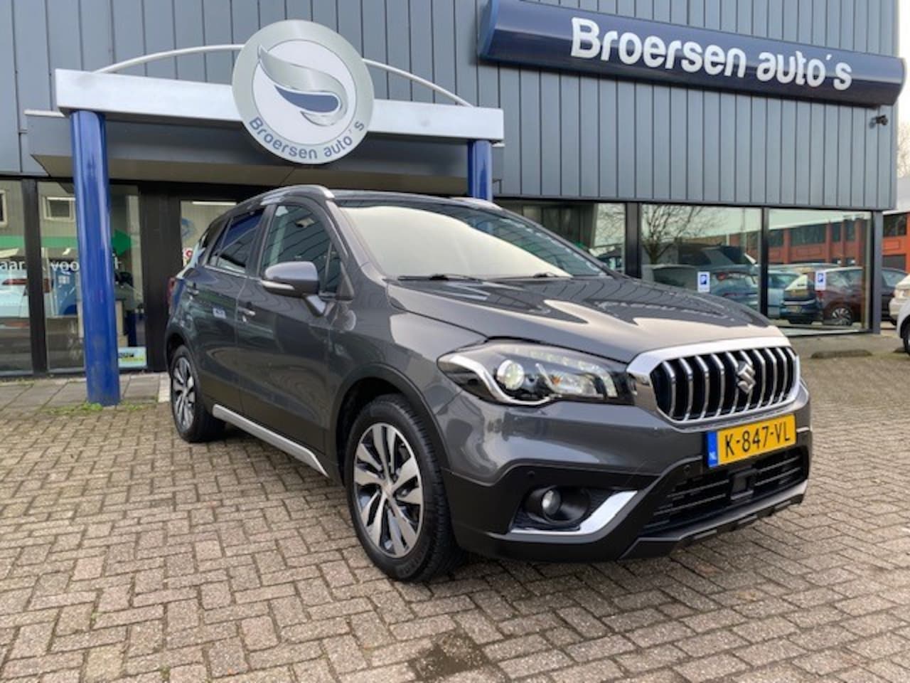 Suzuki SX4 S-Cross - 1.4 Boosterjet 140PK AllGrip Stijl met Pano, Trekhaak, Leer - AutoWereld.nl