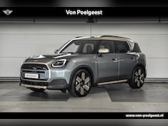 MINI Countryman - E Favoured 66.5 kWh | Pakket L | Dak en spiegelkappen in Vibrant Silver