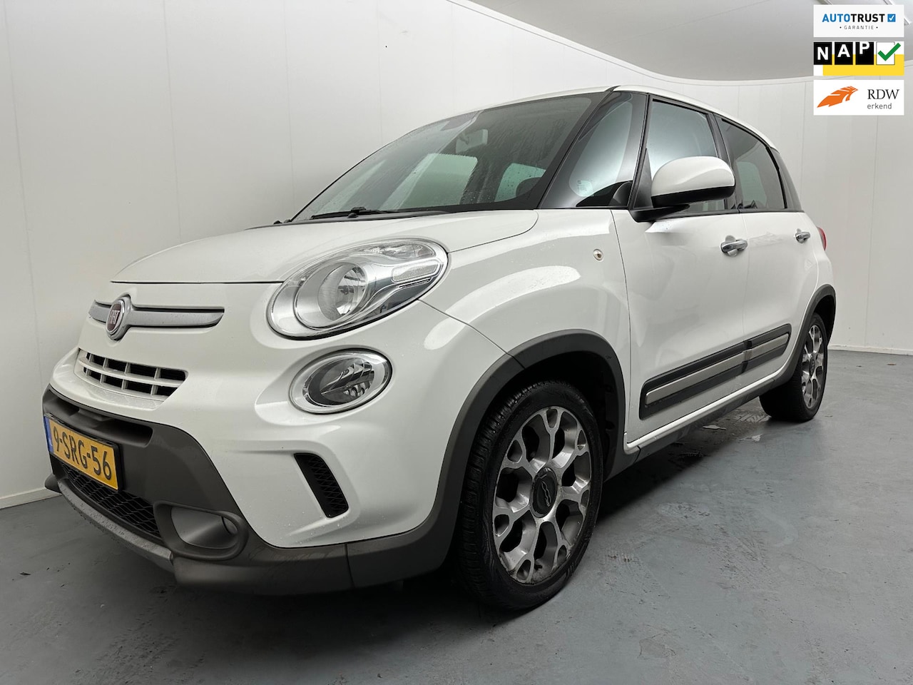 Fiat 500 L - 0.9 TwinAir Trekking # Airco # Pdc # Cruise # Camera # Half Leder # Nap - AutoWereld.nl