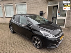 Peugeot 208 - 1.2 PureTech GT-line | Pano | Nieuw APK | Nieuw Motor dealer