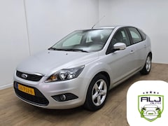 Ford Focus - Occasion met 1.6 motor en trekhaak | Tweedehands Focus 5 deurs met cruisecontrol | Ruime a