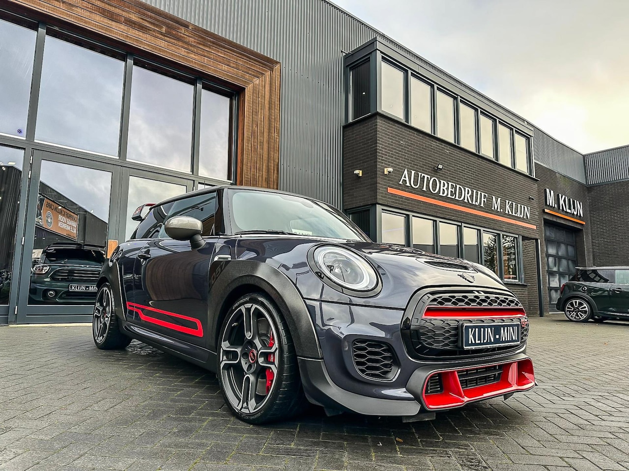 MINI John Cooper Works - Mini 2.0 GP3 F1 aut 306PK Limited edition nr 0057/sportuitlaat/uniek - AutoWereld.nl