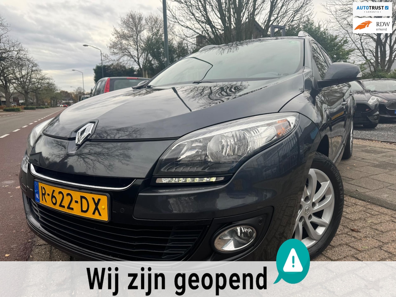 Renault Mégane - 1.6 Authentique Clima Elek Pakket Navi Pdc Trekhaak - AutoWereld.nl