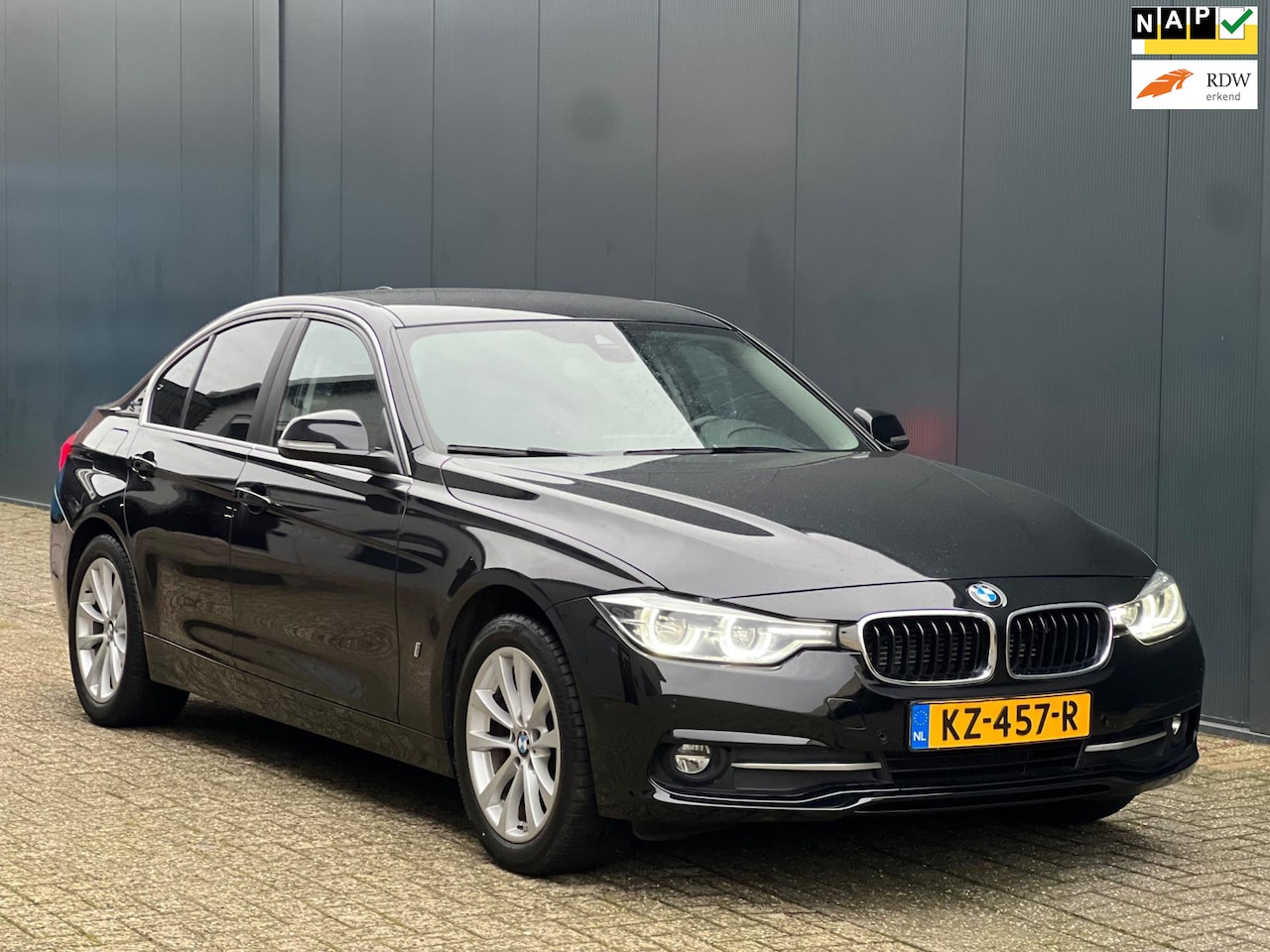 BMW 3-serie - 330e Leder|Grote Navi|StoelVW|Nette staat! - AutoWereld.nl