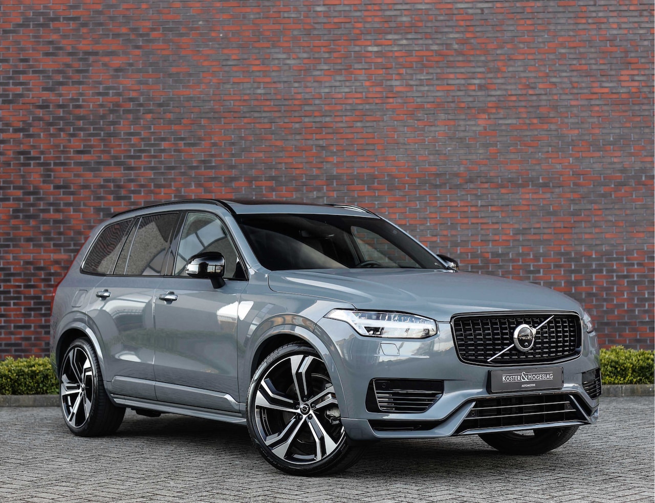 Volvo XC90 - T8 Recharge II AWD *Trekhaak*Bowers&Wilkins*Pano*7-pers* - AutoWereld.nl