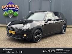 MINI Clubman - 1.5 One Chili Serious Business /Panoramadak / Cruise Control / Stoelverwarming / Navigatie