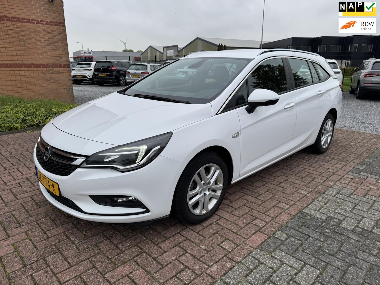 Opel Astra Sports Tourer - 1.0 Business+ 1.0 Business+ - AutoWereld.nl