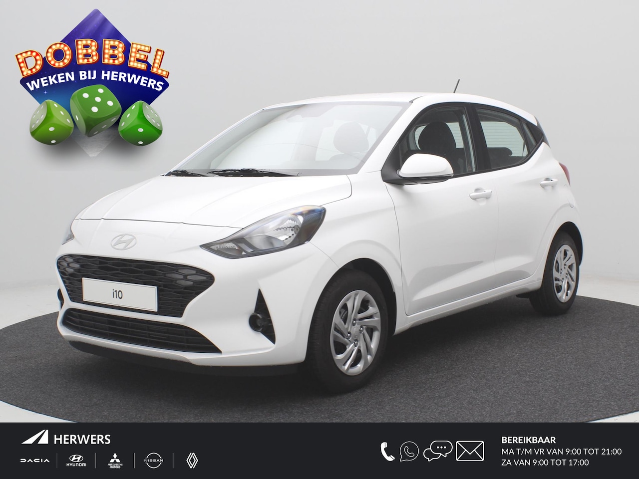 Hyundai i10 - 1.0 Comfort Smart / Uit Voorraad Leverbaar! / Navigatie  / € 1.250.- voordeel / € 19.945.- - AutoWereld.nl