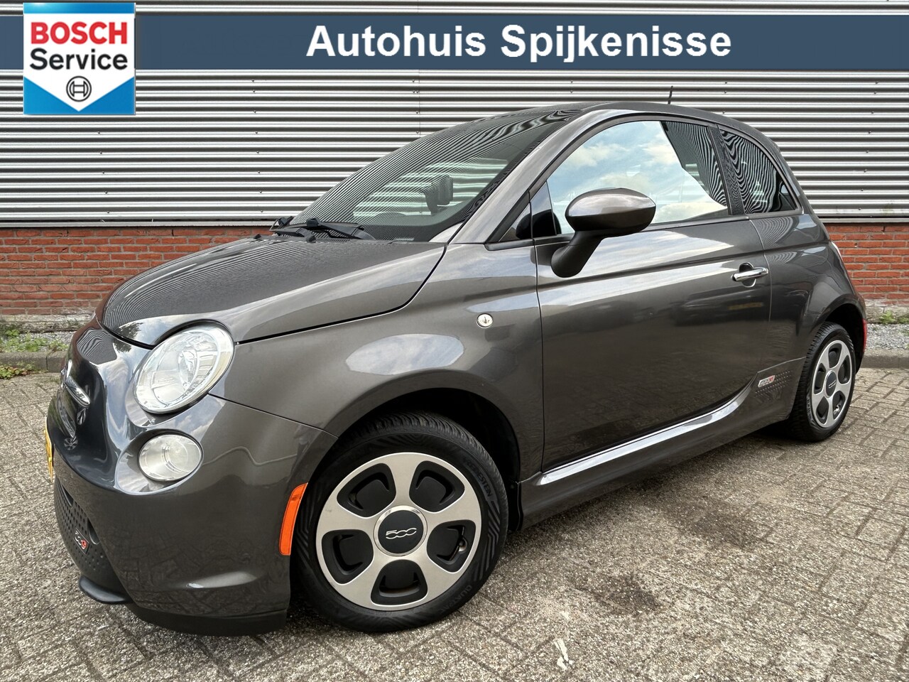 Fiat 500e - 24kwh Leder Interieur | Navi | Clima - AutoWereld.nl