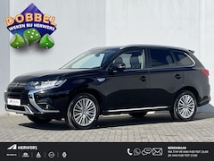 Mitsubishi Outlander - 2.4 PHEV Automaat Intense / Plug-in / 1500kg Trekgewicht / Keyless / Navigatie / Alcantara