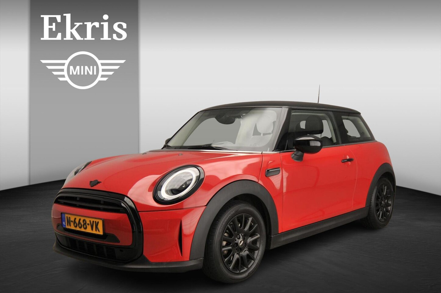 MINI Cooper - 3-deurs Classic | Navigatie | Cruise Control | LED | Alu velgen 16" - AutoWereld.nl