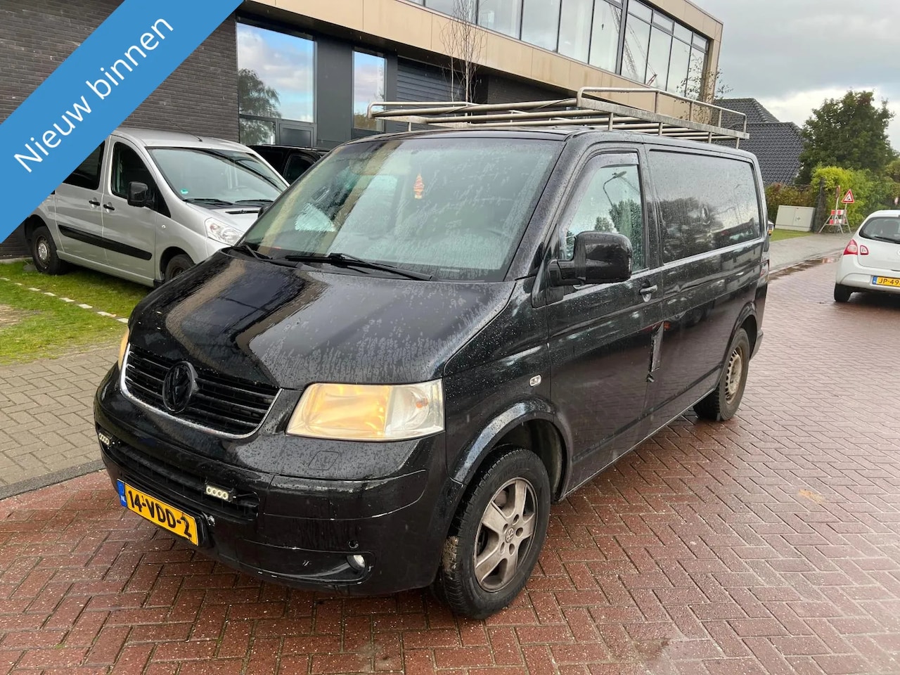 Volkswagen Transporter - 2.5 TDI 300 Budgetline Automaat - AutoWereld.nl