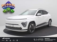 Hyundai Kona Electric - Comfort Smart 65.4 kWh / Warmtepomp / 3-fase laden / Navigatie / Stoel verwarming en stuur