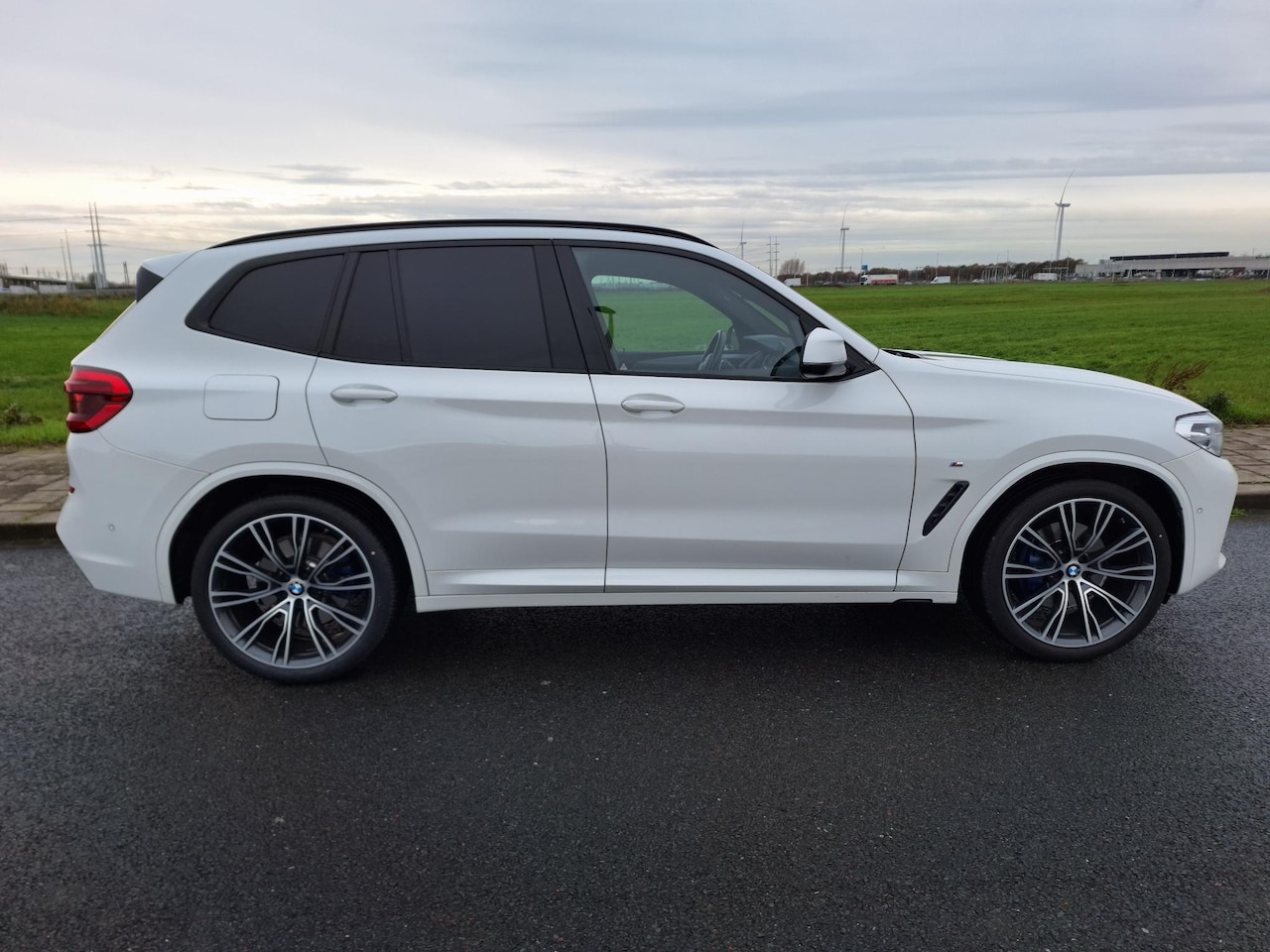 BMW X3 - 3.0i xDrive High Executive Edition M-pakket / Panoramadak - AutoWereld.nl