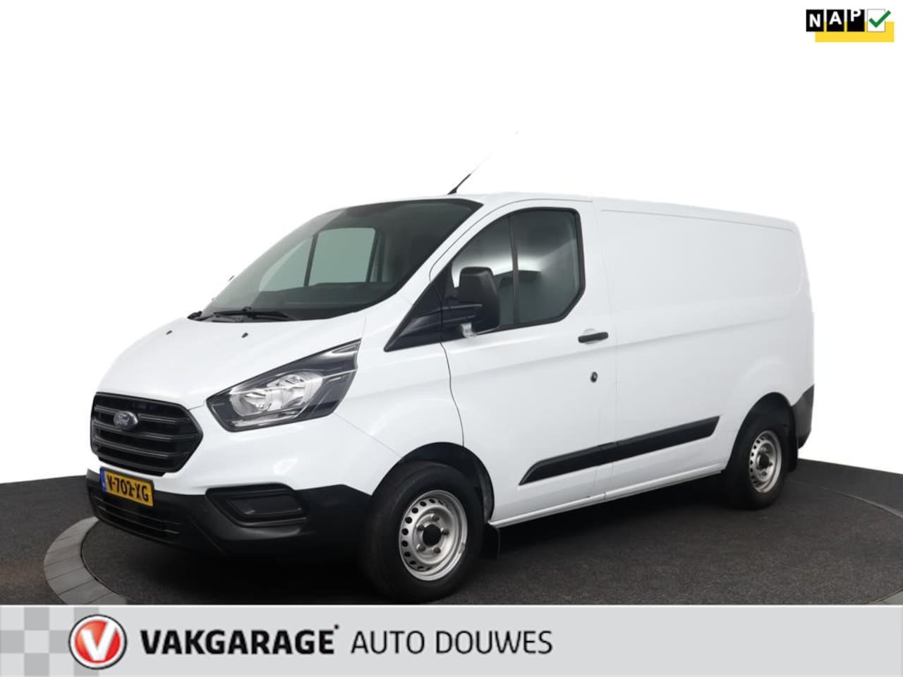 Ford Transit Custom - 280 2.0 TDCI L1H1 Ambiente |NAP|Weinig KM|1e eigenaar| - AutoWereld.nl