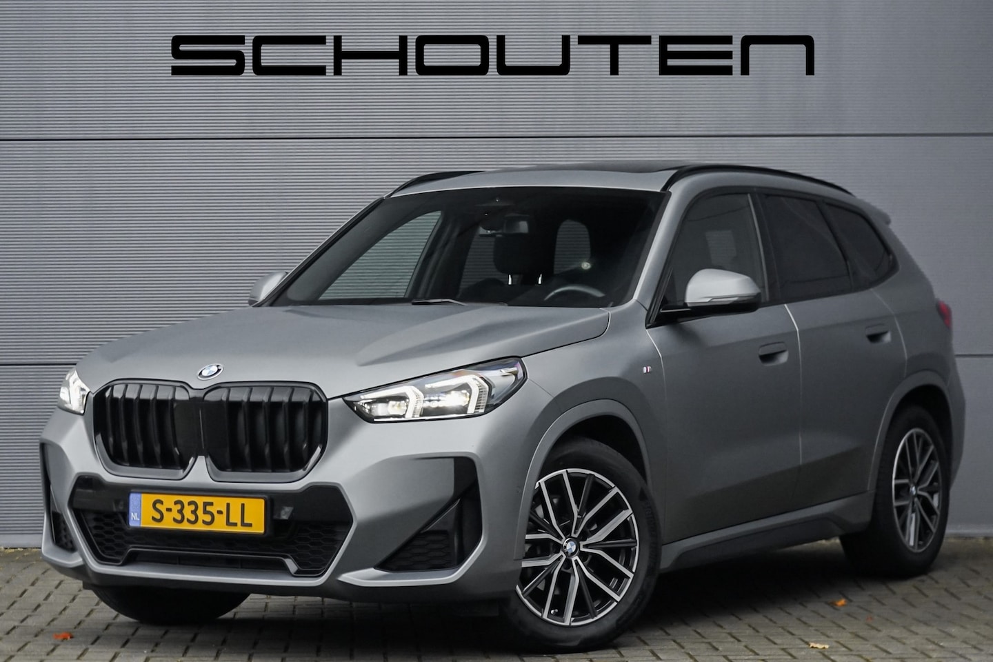 BMW X1 - sDrive18i M-Sport Pano H/K Driving Ass 1e Eig Ori NL BTW - AutoWereld.nl