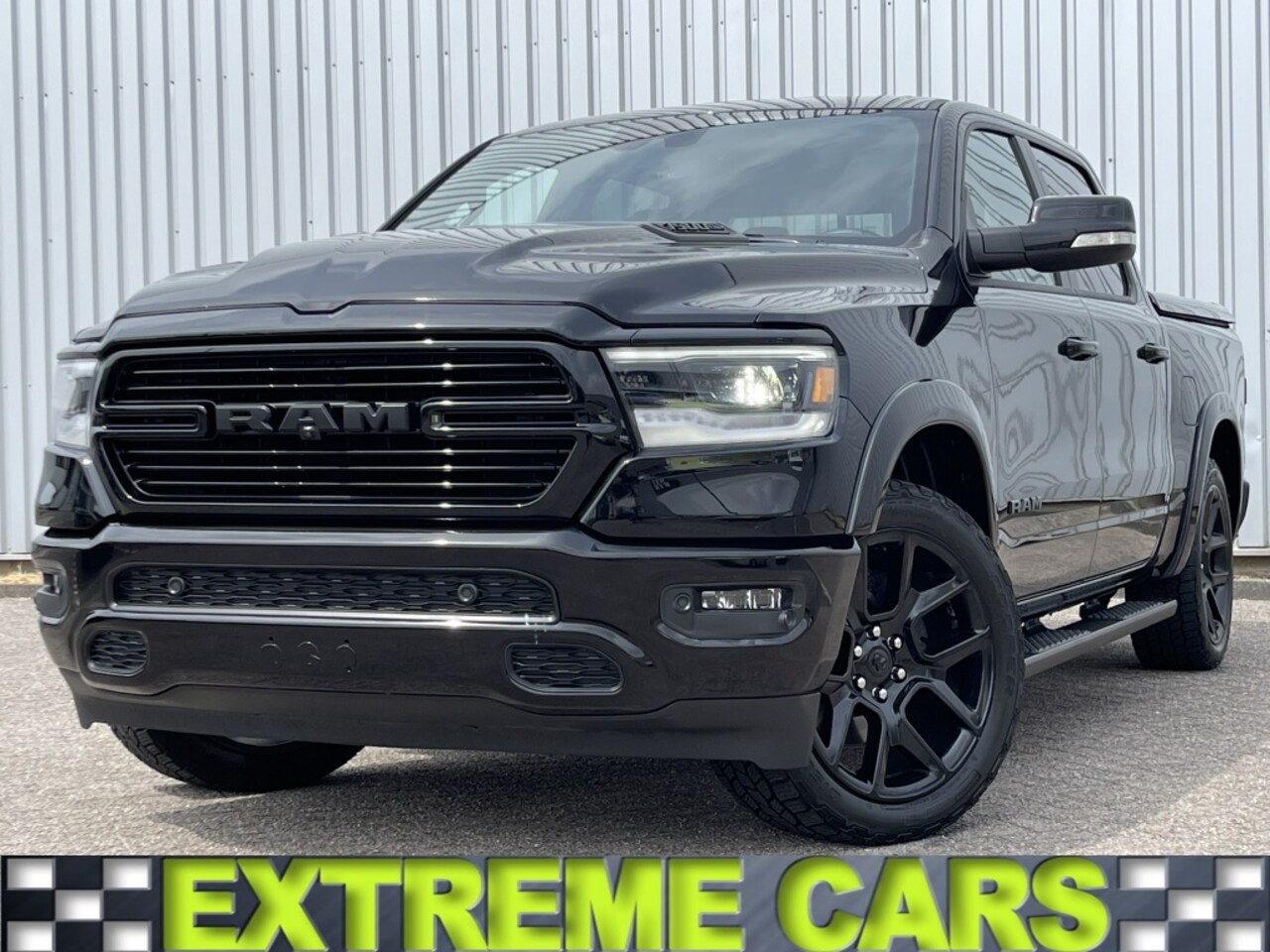 Dodge Ram Pick Up - 1500 4x4 Crew Cab Sport Night Ultra - AutoWereld.nl