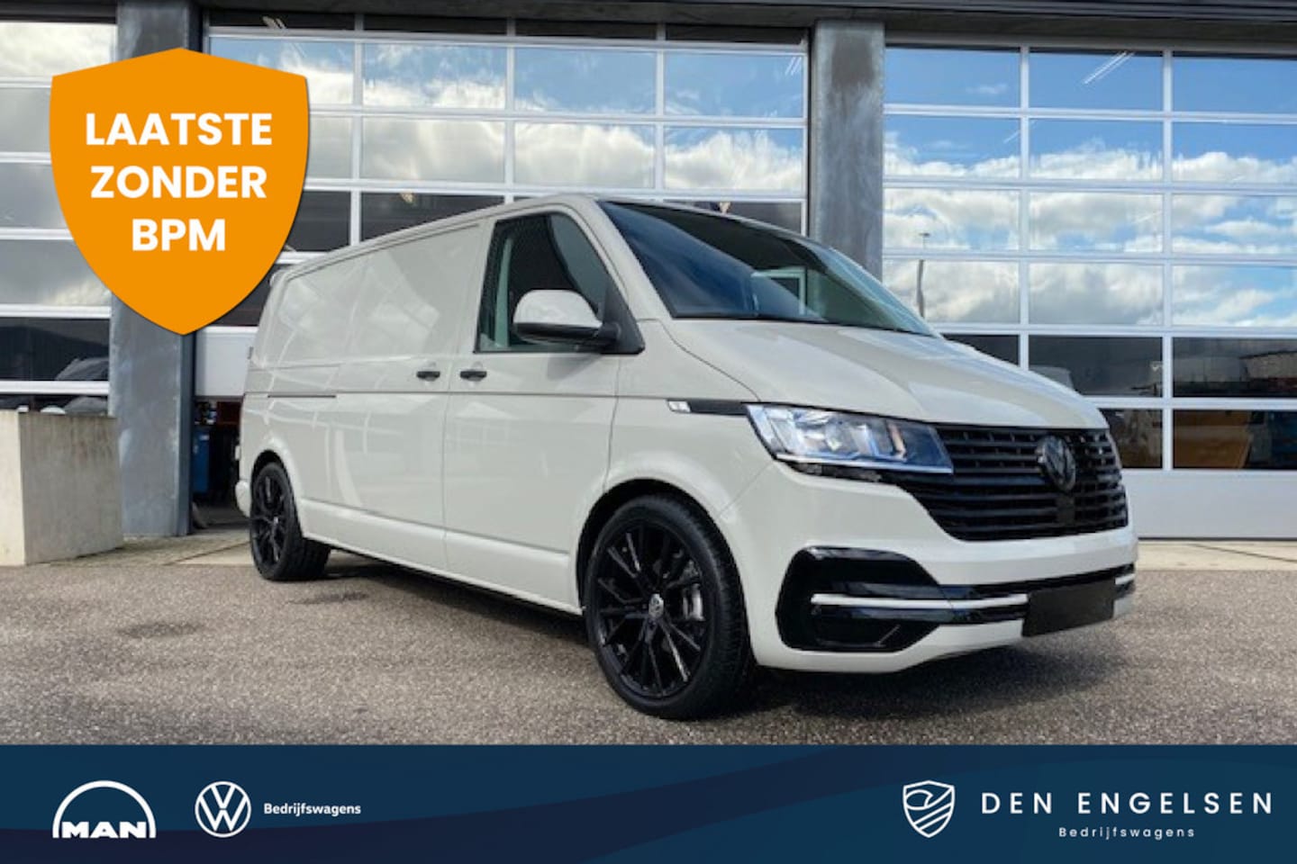 Volkswagen Transporter - 28 | L2H1 | DSG | App-Connect | Achteruitrijcamera | Bijrijdersbank | - AutoWereld.nl