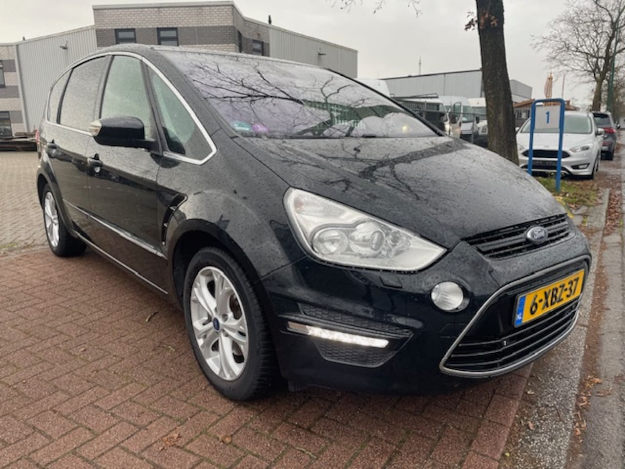 Ford S-Max - 1.6 EcoBoost Platinum Airco/ECC,Navigatie,Camera - AutoWereld.nl