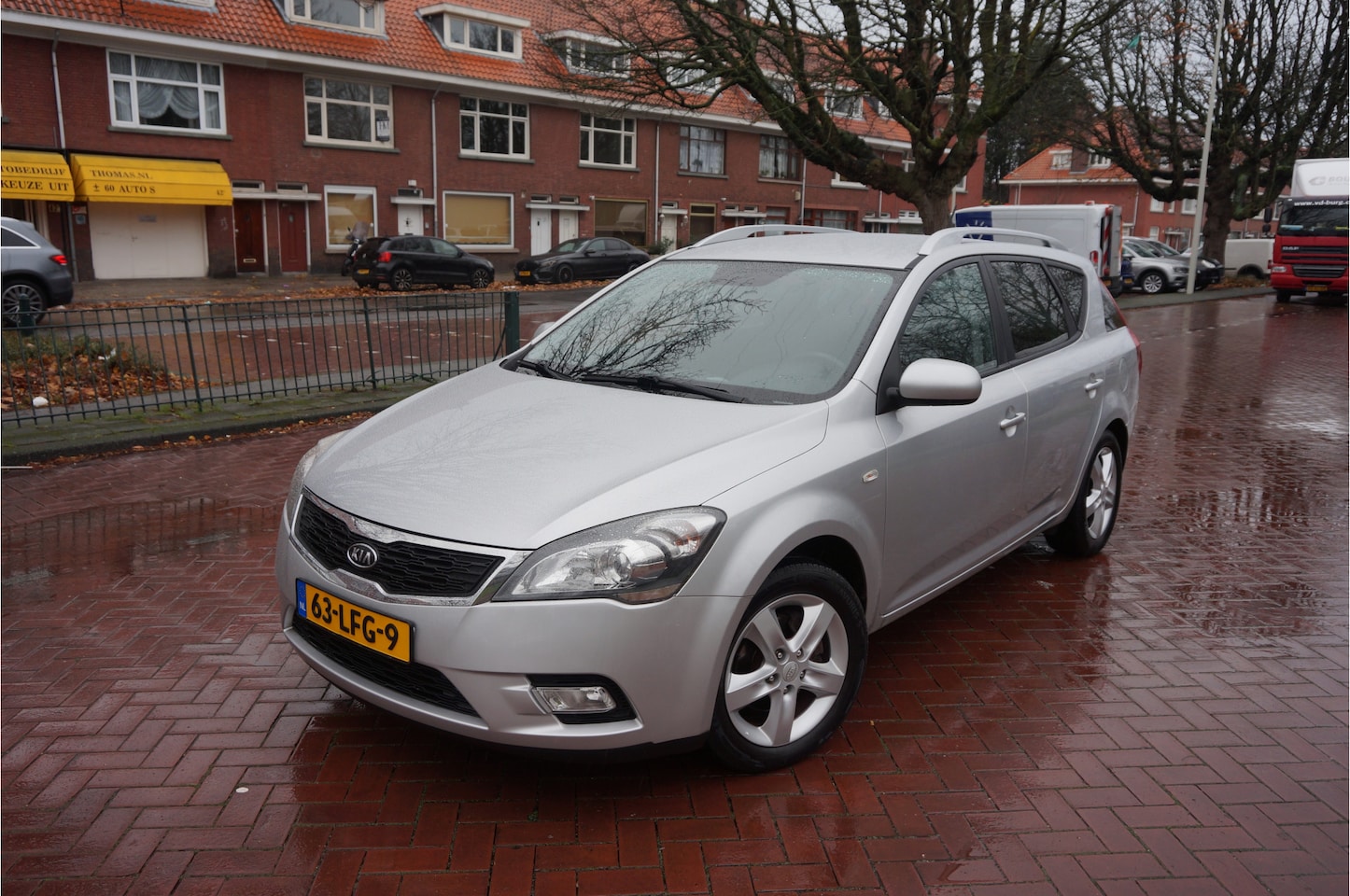 Kia Cee'd - 1.4 CVVT X-ecutive CRUISECONTROL NAVIGATIE TELEFOON TREKHAAK - AutoWereld.nl