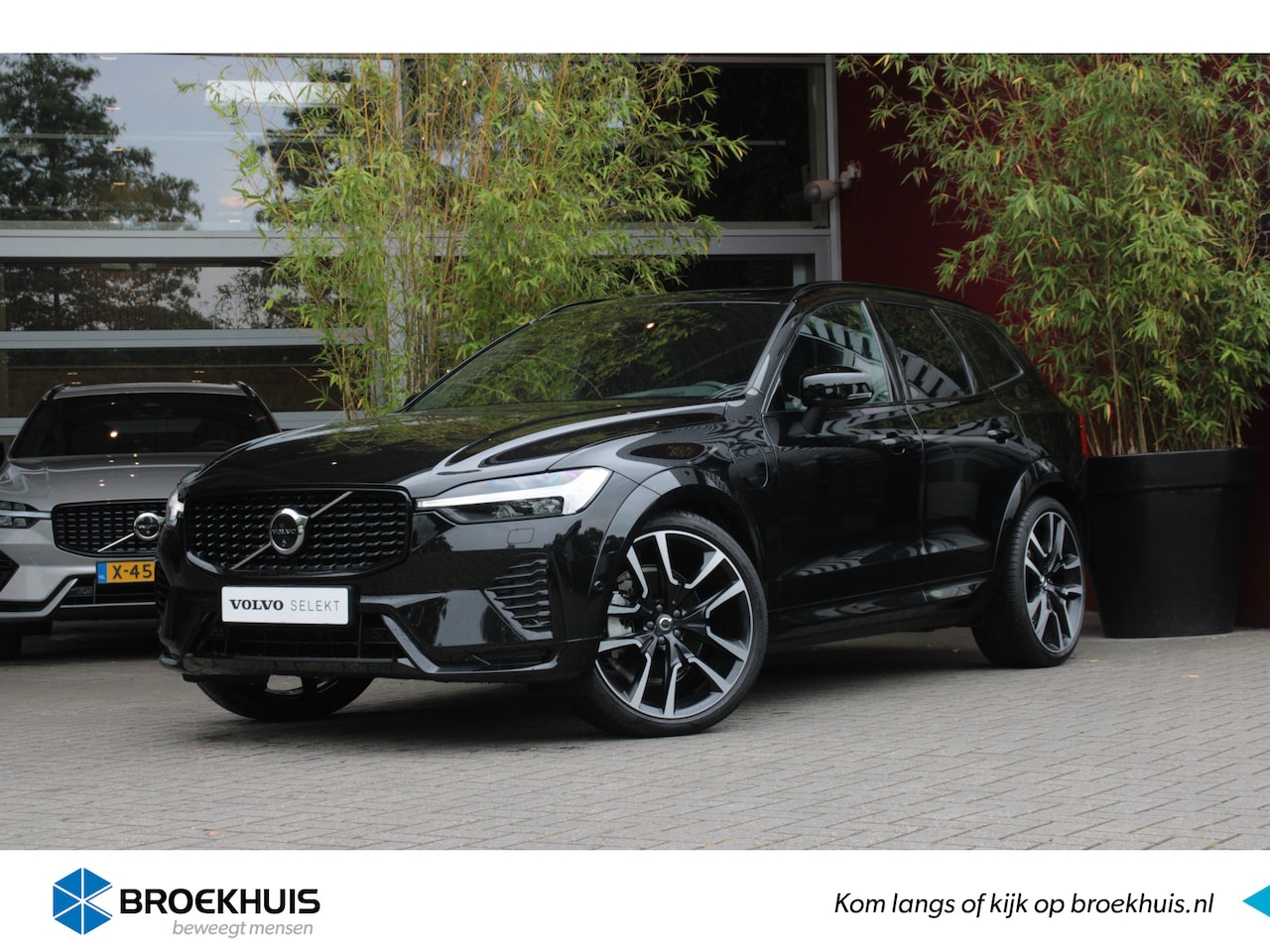 Volvo XC60 - Recharge T6 AWD Ultimate Dark | Luchtvering | 22" Velgen | Schuifdak | Harman/Kardon | Ada - AutoWereld.nl