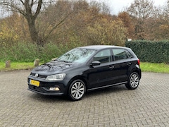 Volkswagen Polo - 1.2 TSI Highline 90PK I 5DRS I NWE APK I VOLL ONDERHOUD