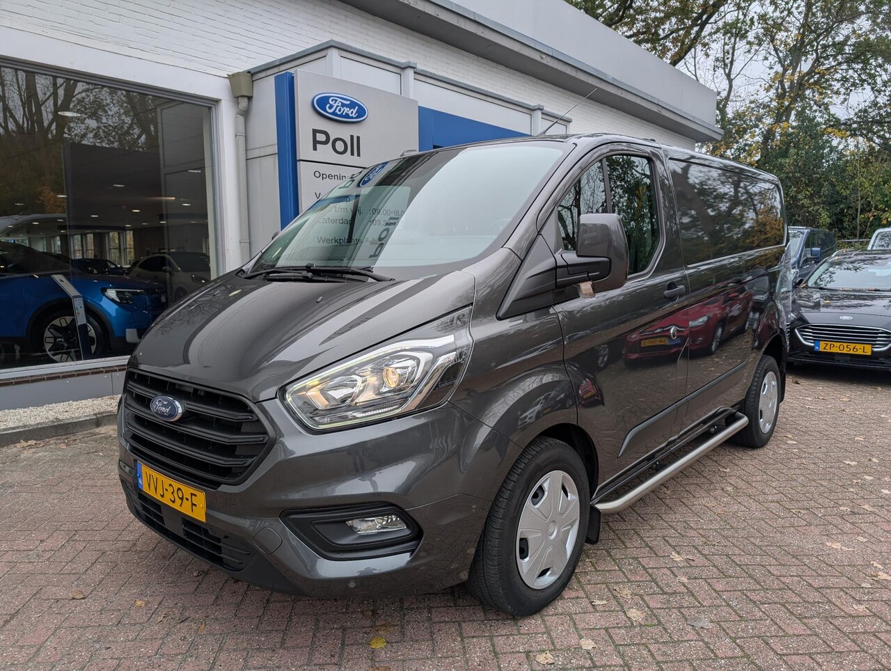 Ford Transit Custom - 130pk TDCi Automaat Trend 3p Trekhaak Imperiaal RVS Side-bars Voorruitverwarming Fabrieksg - AutoWereld.nl