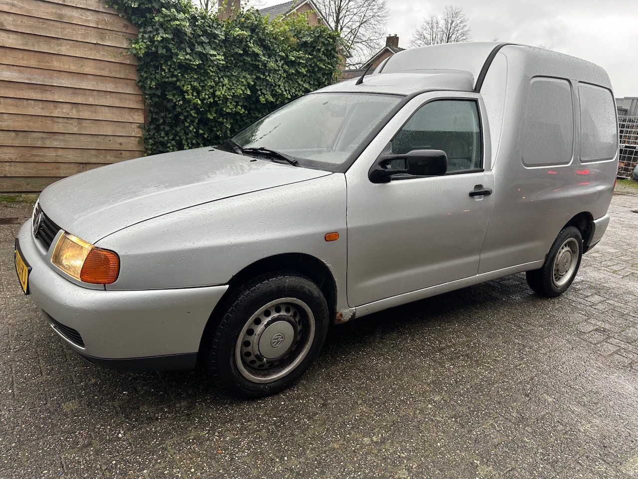 Volkswagen Caddy - 1.9 TDI 66kw 1999 128000 km NAP zilver apk - AutoWereld.nl