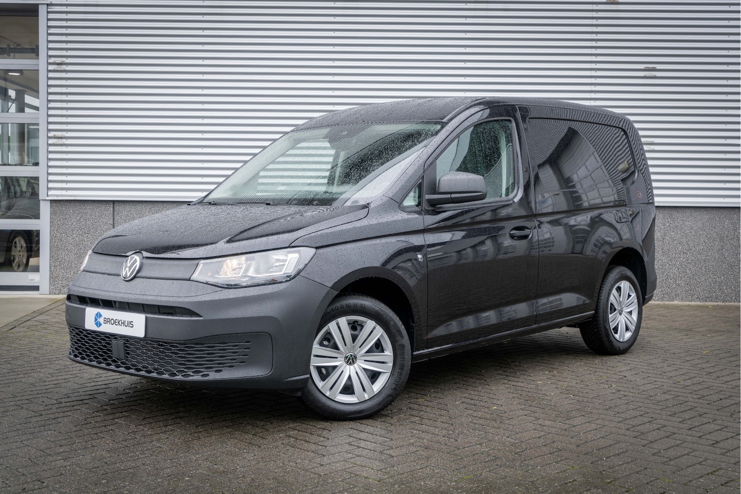 Volkswagen Caddy - | DAB+ | Airco | Trekhaak | Navi by App | Reservewiel - AutoWereld.nl